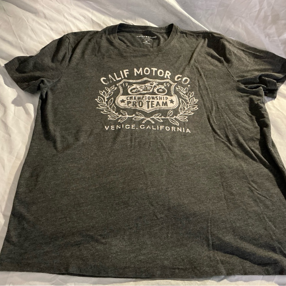 Lucky Brand Dark Gray Graphic Short Sleeve Tee